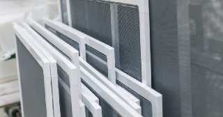 Москитные сетки на пластиковые окна Баксан купить по цене от 935 руб.